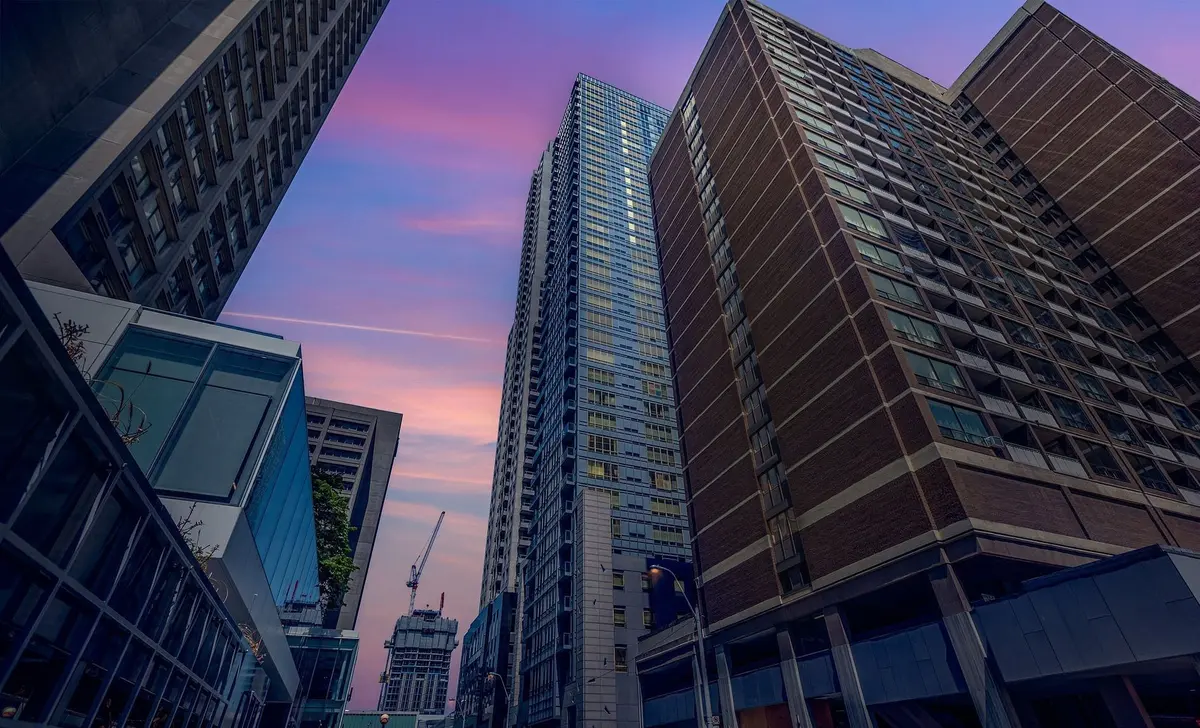 21 Balmuto ST #2001, Toronto C01, ON M4Y 1W4