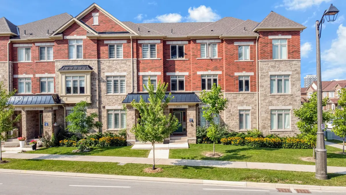 3018 Eighth Line, Oakville, ON L6H 7H5
