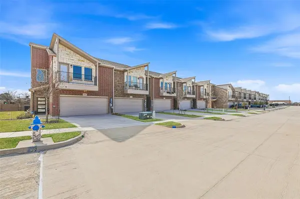 5653 Woodlands Drive, The Colony, TX 75056