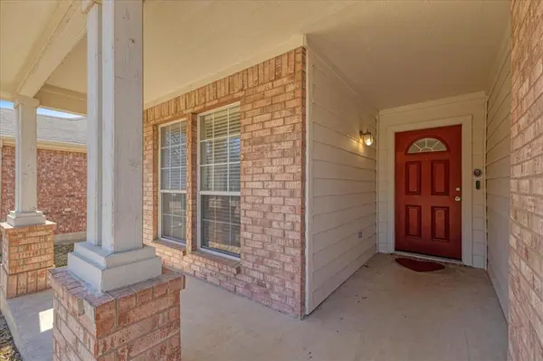 8420 Silverbell Lane, Fort Worth, TX 76140