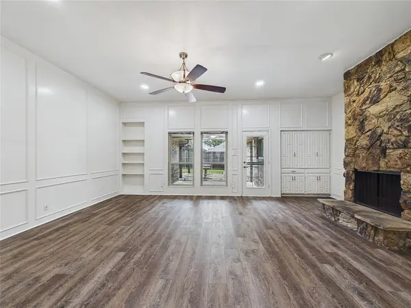 2604 Timberleaf Drive, Carrollton, TX 75006