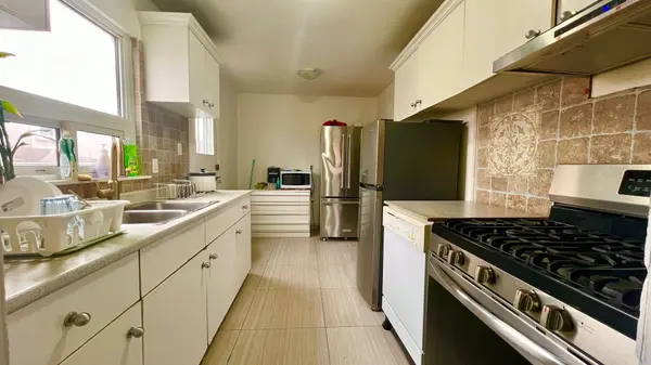 81 United SQ #Main Floor, Toronto E11, ON M1B 2B9