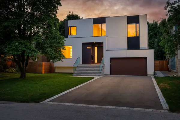 1405 Acton CRES, Oakville, ON L6J 2S6