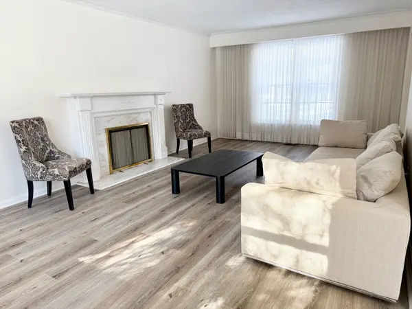 1268 Cleaver DR, Oakville, ON L6J 1W3