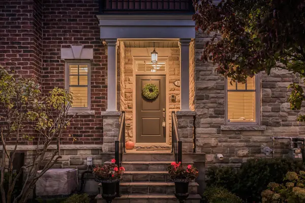 2061 Maria ST #10, Burlington, ON L7R 0B5