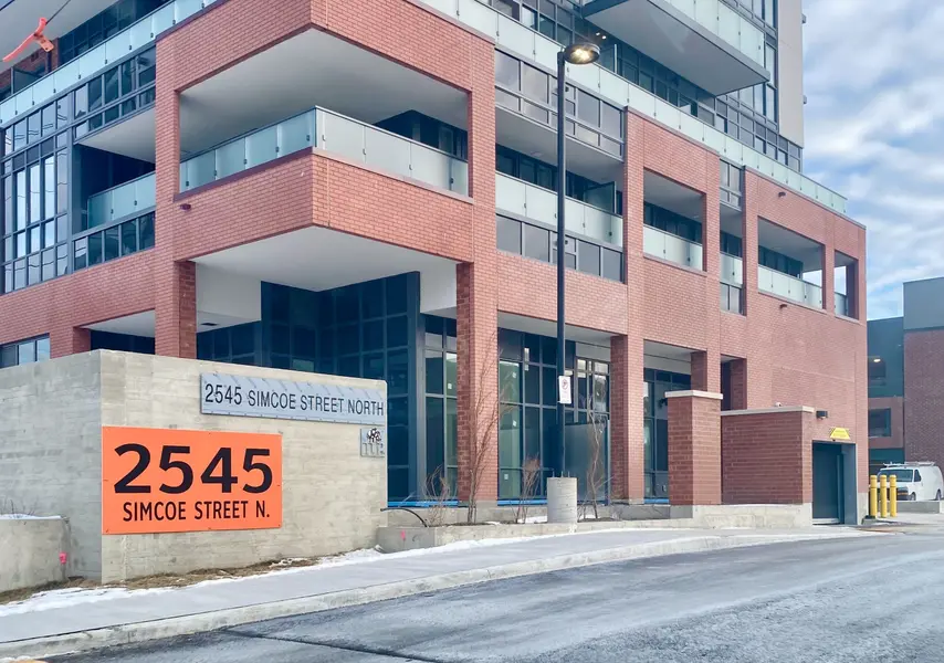 2545 Simcoe ST N #2006, Oshawa, ON L1H 7K4
