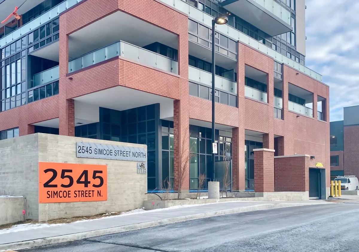 2545 Simcoe ST N #2006, Oshawa, ON L1H 7K4