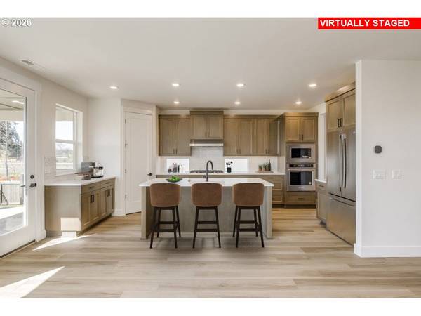 7596 SE Vermont ST, Hillsboro, OR 97123