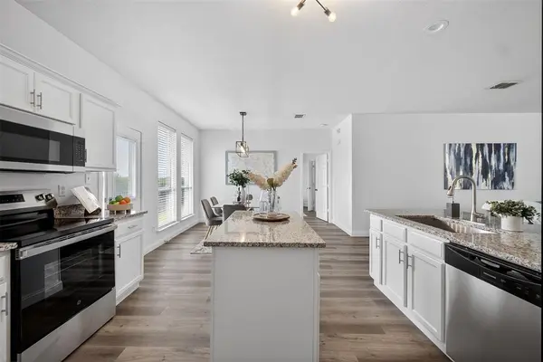 6301 Waterhill Lane, Fort Worth, TX 76179