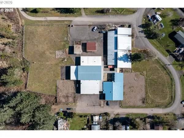 92250 SCHOOLHOUSE ST, Marcola, OR 97454