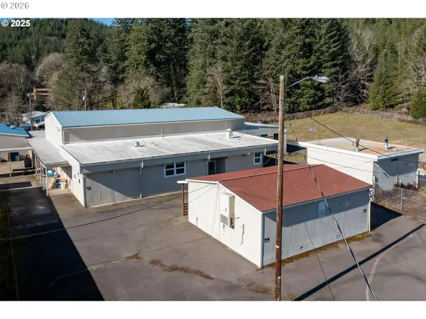 92250 SCHOOLHOUSE ST, Marcola, OR 97454