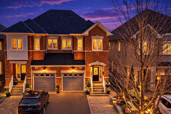 44 Westolivia TRL, Vaughan, ON L4J 0C1