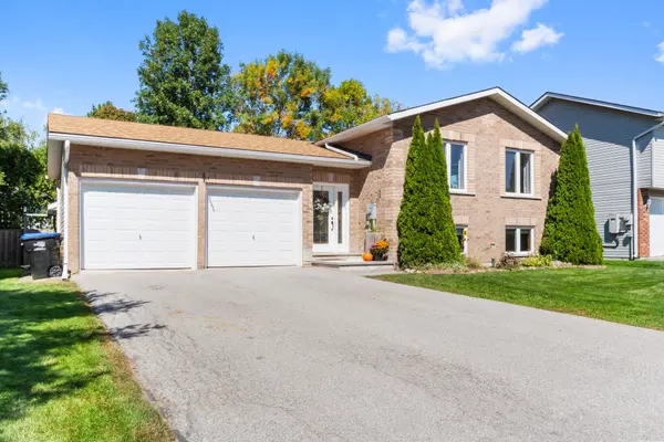 60 Donlands CT, Severn, ON L0K 1E0