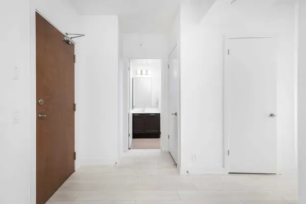 2212 Lake Shore BLVD W #3702, Toronto W06, ON M8V 0C2