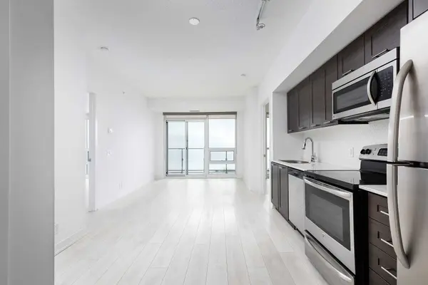 2212 Lake Shore BLVD W #3702, Toronto W06, ON M8V 0C2