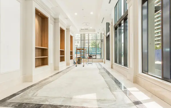 36 Elm DR W #1610, Mississauga, ON L5B 1L9