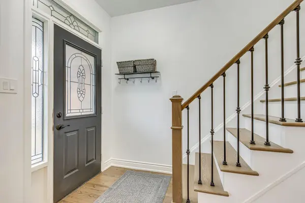 2536 Bracken DR, Oakville, ON L6M 4R7