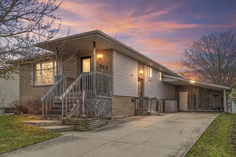 557 2nd A ST, Hanover, ON N4N 3P6