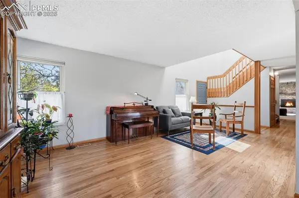 6364 Galway DR, Colorado Springs, CO 80918