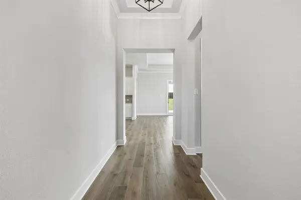 208 Bristol Lane, Azle, TX 76020