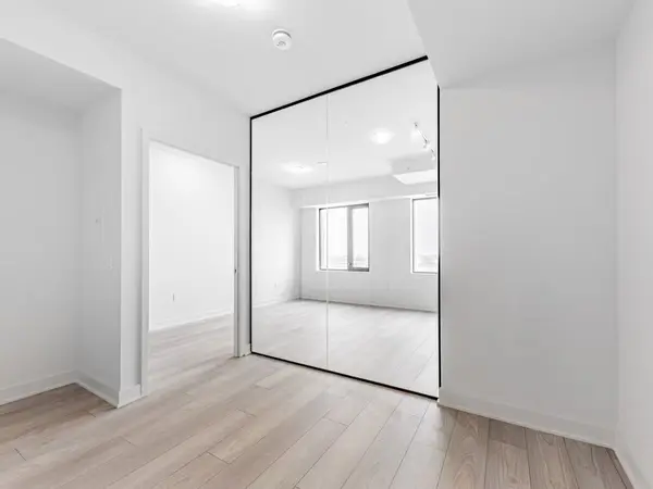 2920 Hwy 7 N/A #2807, Vaughan, ON L4K 0H8