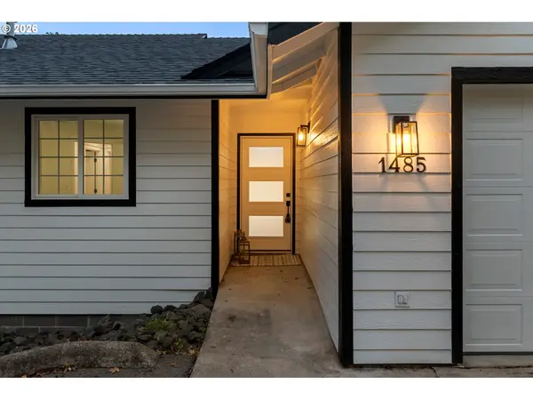 1485 SE PARKWOOD DR, Roseburg, OR 97470