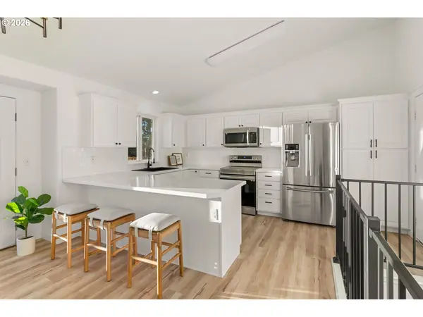 1485 SE PARKWOOD DR, Roseburg, OR 97470