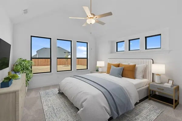 229 Pine Leaf Trail, Waxahachie, TX 75165