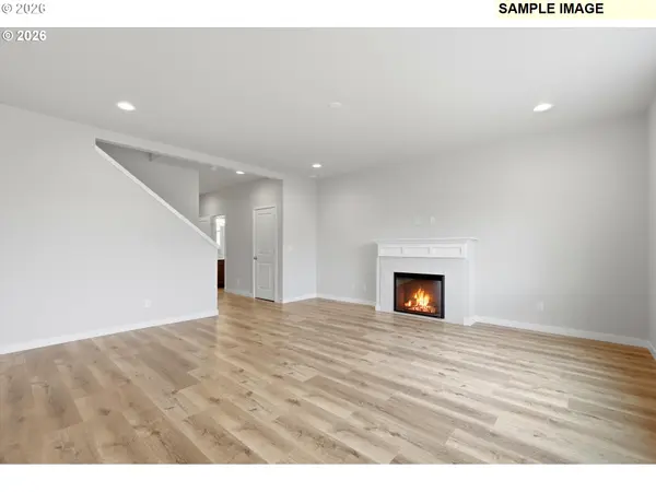 Cleveland ST, Carlton, OR 97111