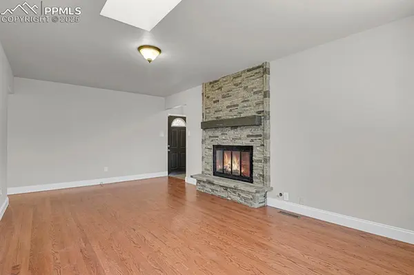 1722 Auburn DR, Colorado Springs, CO 80909