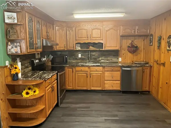 1226 Maxwell ST, Colorado Springs, CO 80906