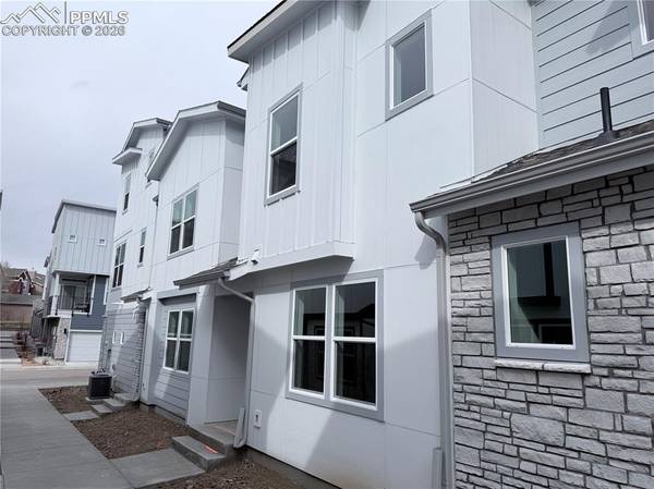 3388 Drumlin GRV, Colorado Springs, CO 80907