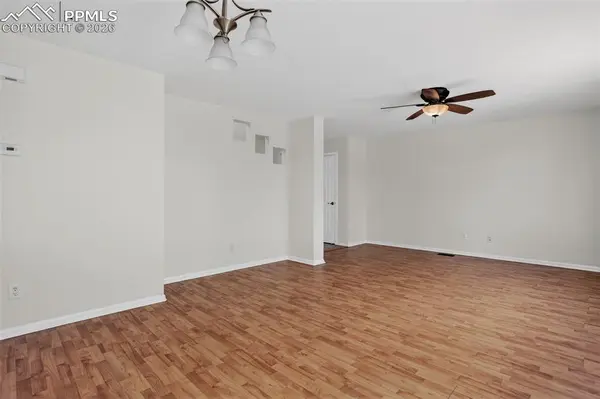 1634 Woodpark DR, Colorado Springs, CO 80951