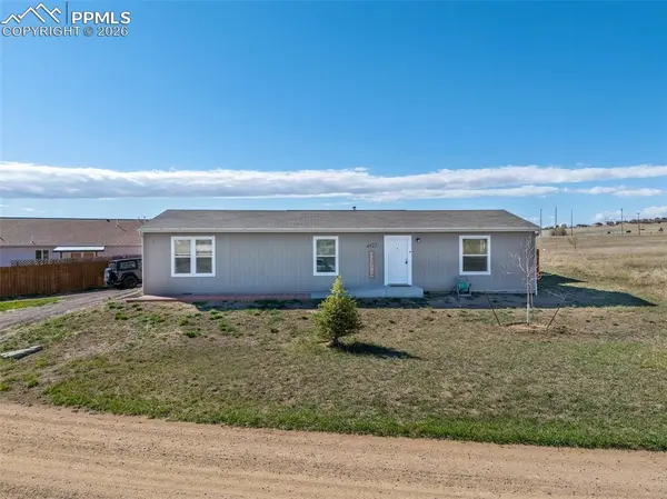 4822 W Isabella DR, Colorado City, CO 81019