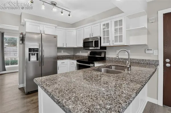 2416 Garden WAY, Colorado Springs, CO 80918