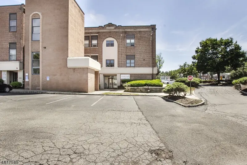 124 E MAIN ST STE 101, Denville Twp., NJ 07834