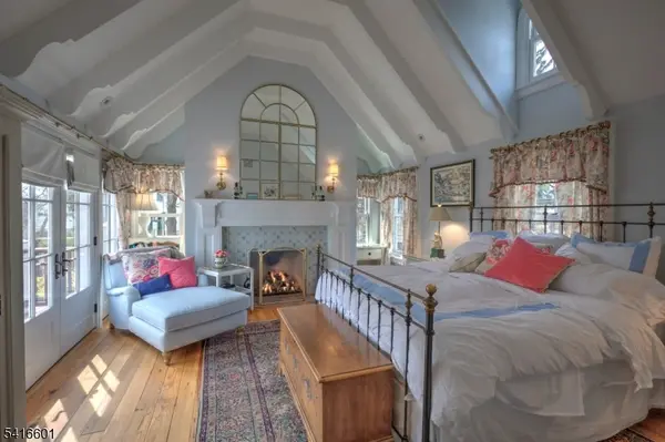 160 S Finley Ave, Bernards Twp., NJ 07920