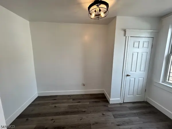 21 Tillinghast St #3, Newark City, NJ 07108