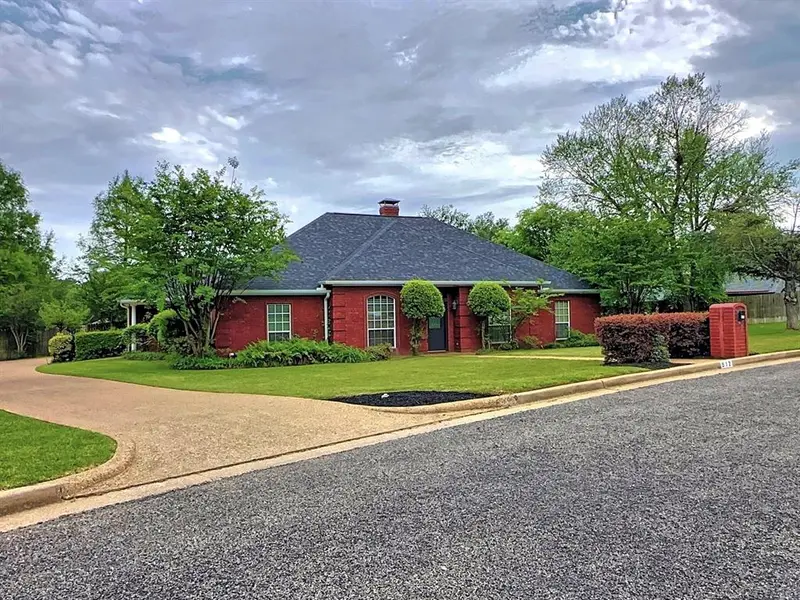 912 Van Winkle Circle, Athens, TX 75751