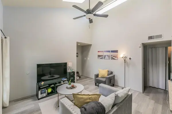 5750 Phoenix Drive #22, Dallas, TX 75231