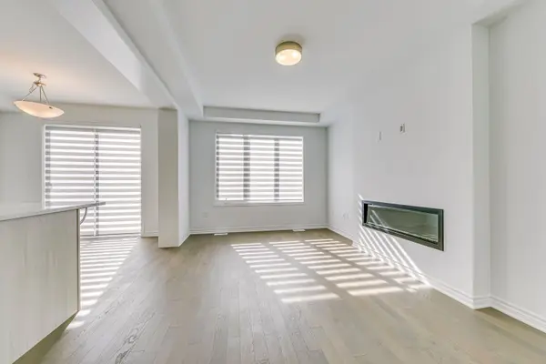 3026 Langdon RD, Oakville, ON L6H 7Y5