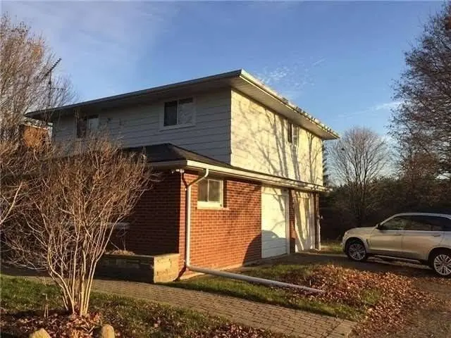 555 Colin RD, Oshawa, ON L1K 0Y7
