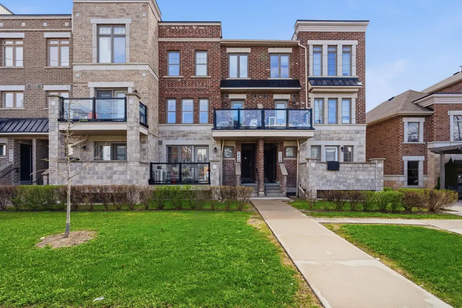 2315 Sheppard AVE W #50, Toronto W05, ON M9M 0E8