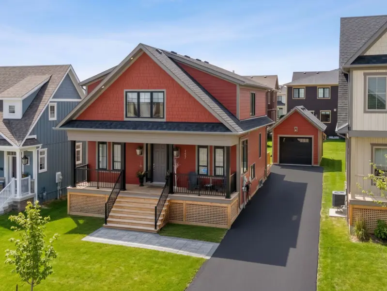 157 Courtland ST, Blue Mountains, ON L9Y 5L7