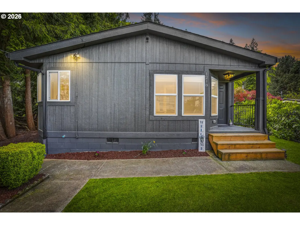 1218 W C ST, Rainier, OR 97048