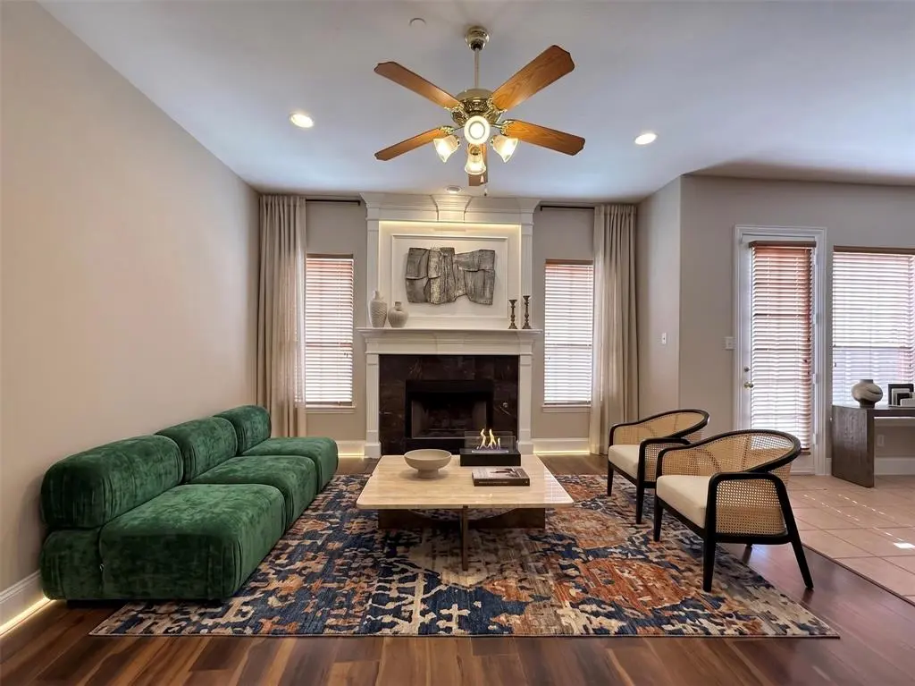 532 Silver Maple Drive, Irving, TX 75063