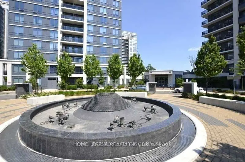 75 North Park RD #1105, Vaughan, ON L4J 0H8