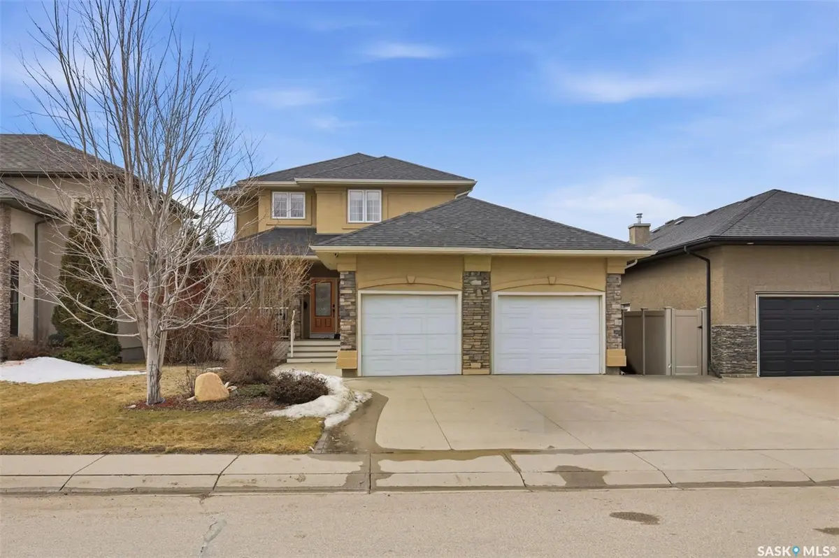 106 McIntosh STREET, Saskatoon, SK S7T 0A8