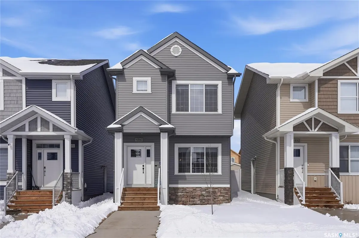 1047 Brighton GATE, Saskatoon, SK S7V 1S5