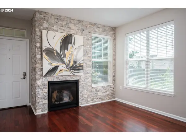 2395 SNOWBERRY RIDGE CT, West Linn, OR 97068